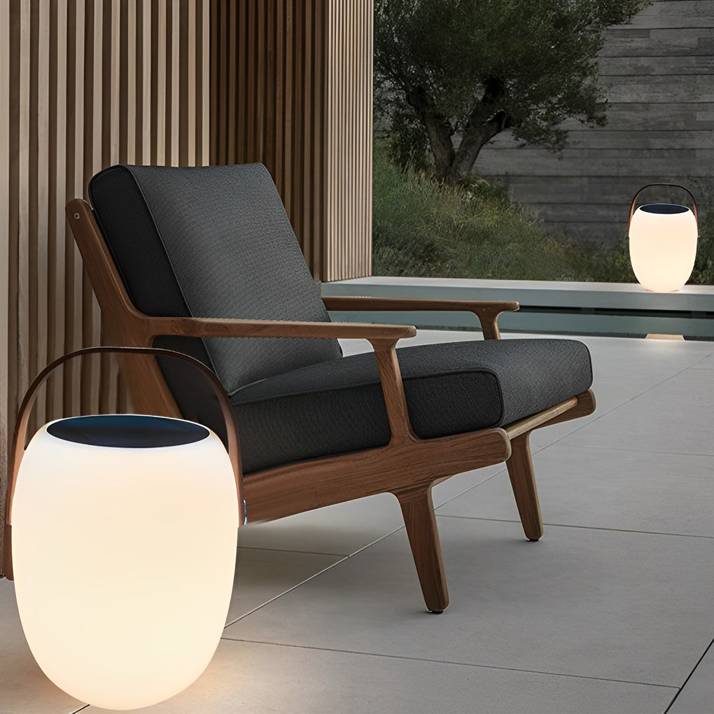 Kesto Outdoor Lantern