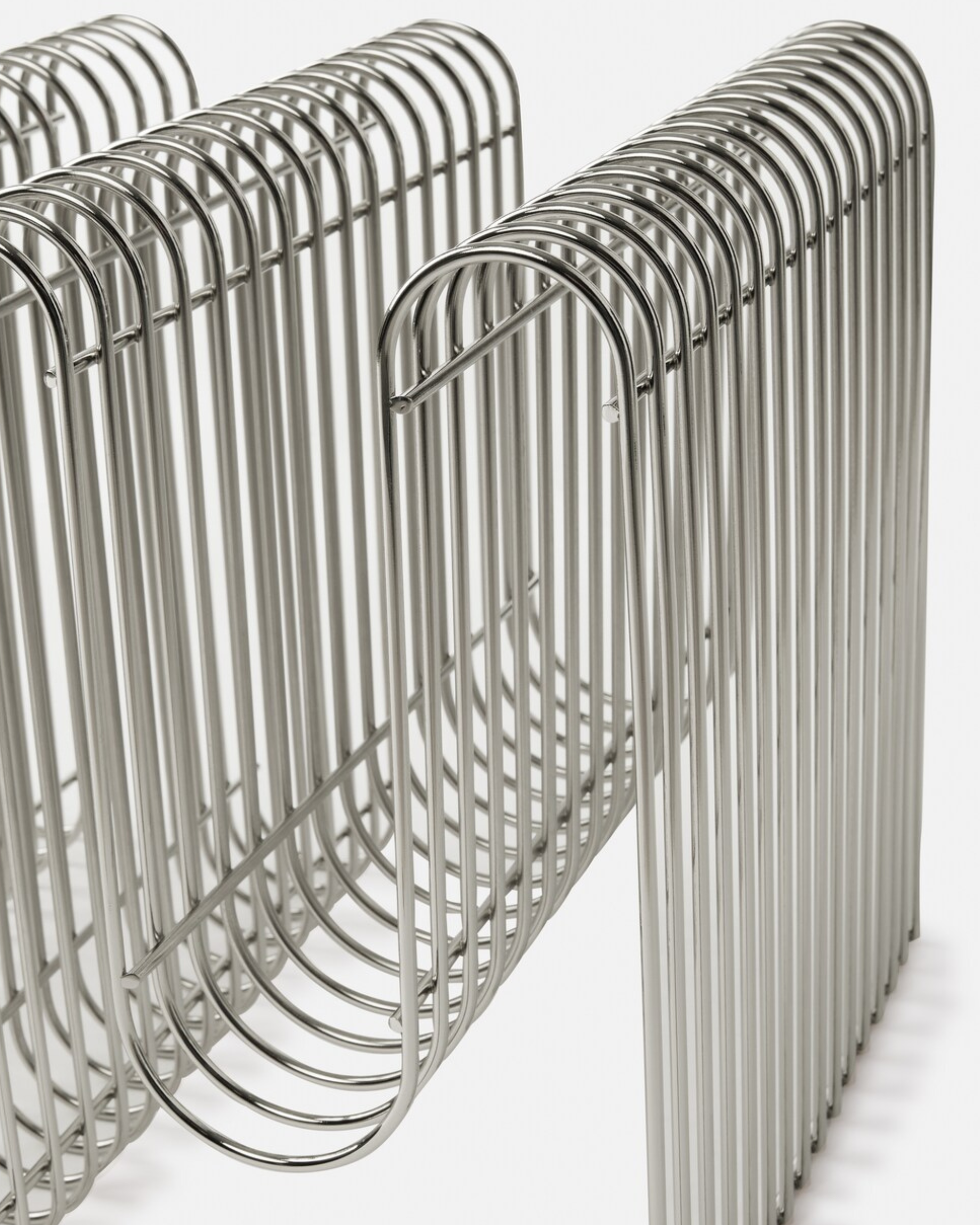 Arcus Chrome Magazine Rack