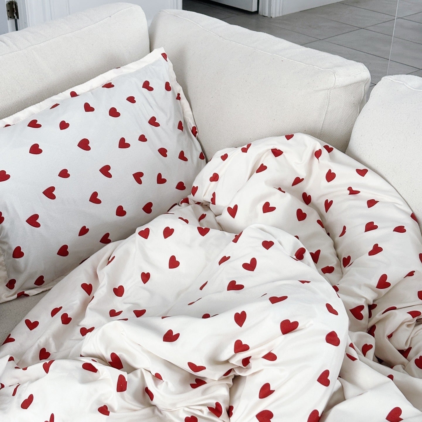 Amora Heart Bedding Set
