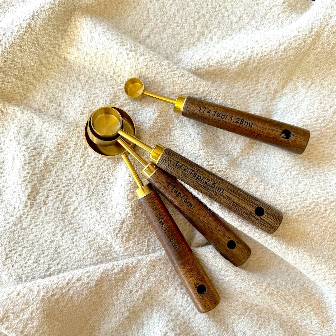 Moro Wooden Measuring Set