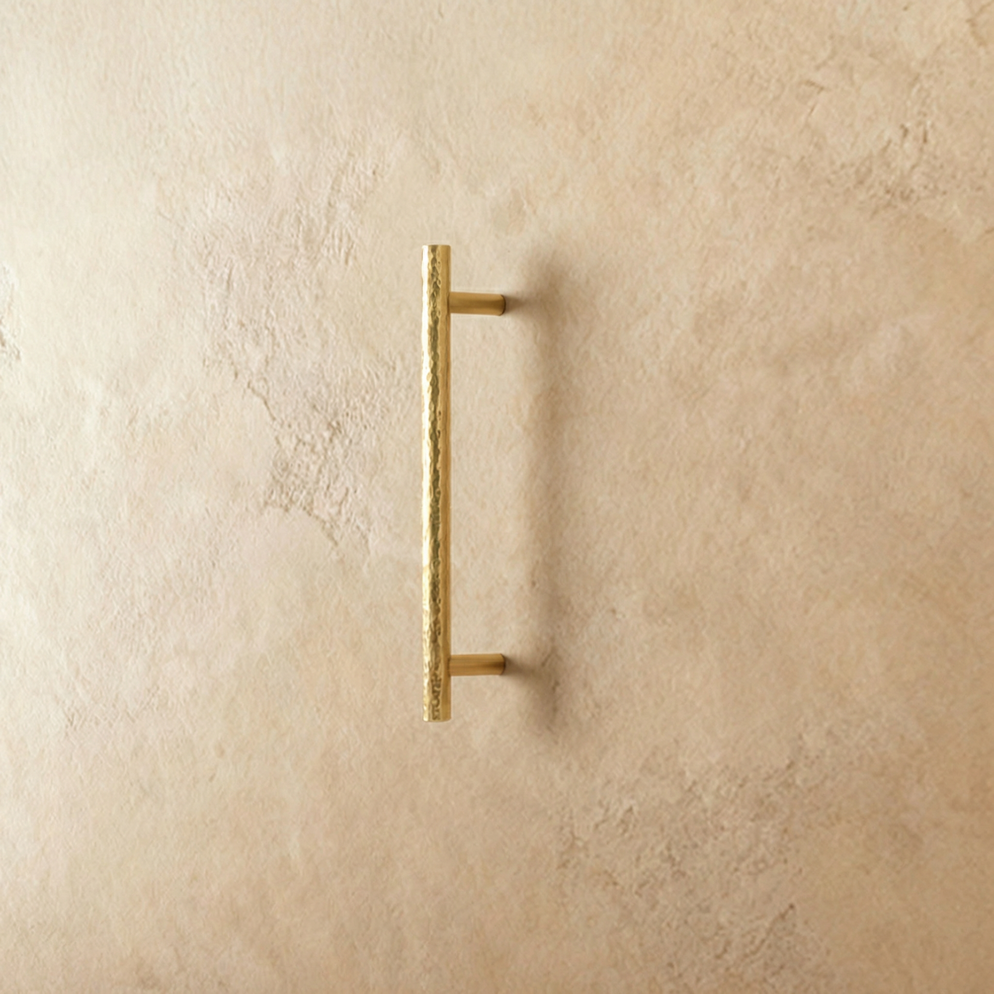 Ovrin Knob & Pull Bar