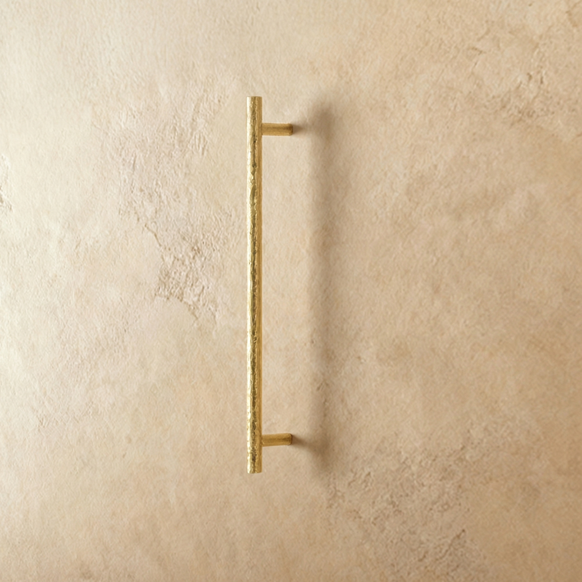 Ovrin Knob & Pull Bar