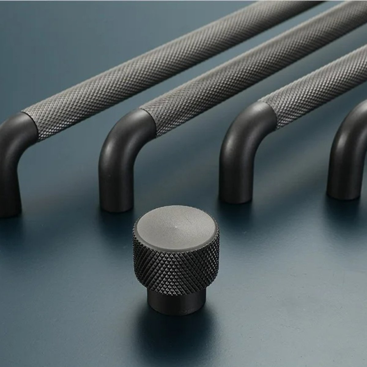 Korin Knob & Pull Bar