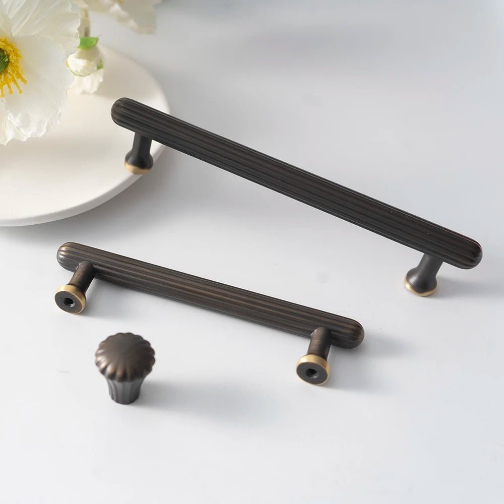Lunvik Knob & Pull Bar