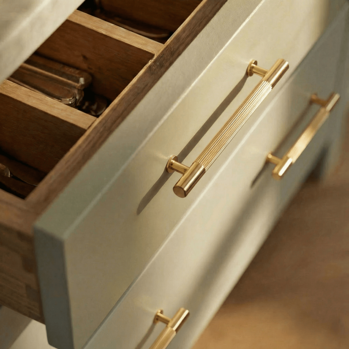 Nexo Knob & Pull Bar