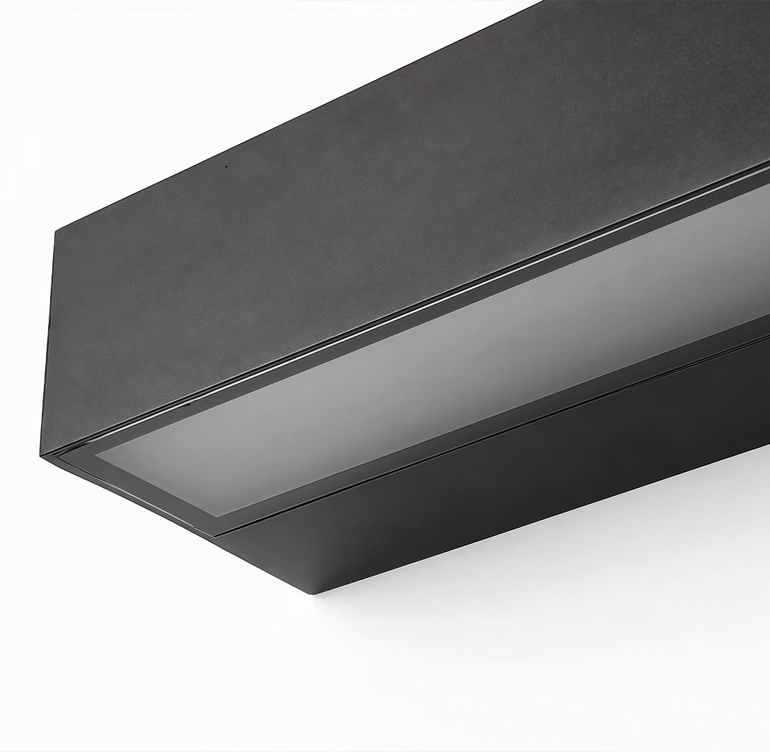 Oriel Outdoor Wall Lamp