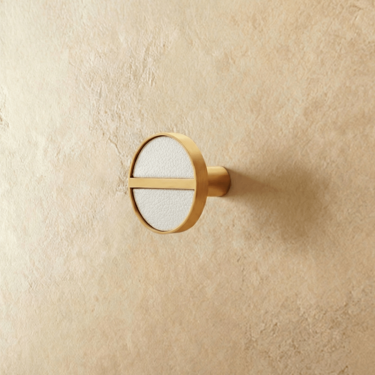 Cyral Knob