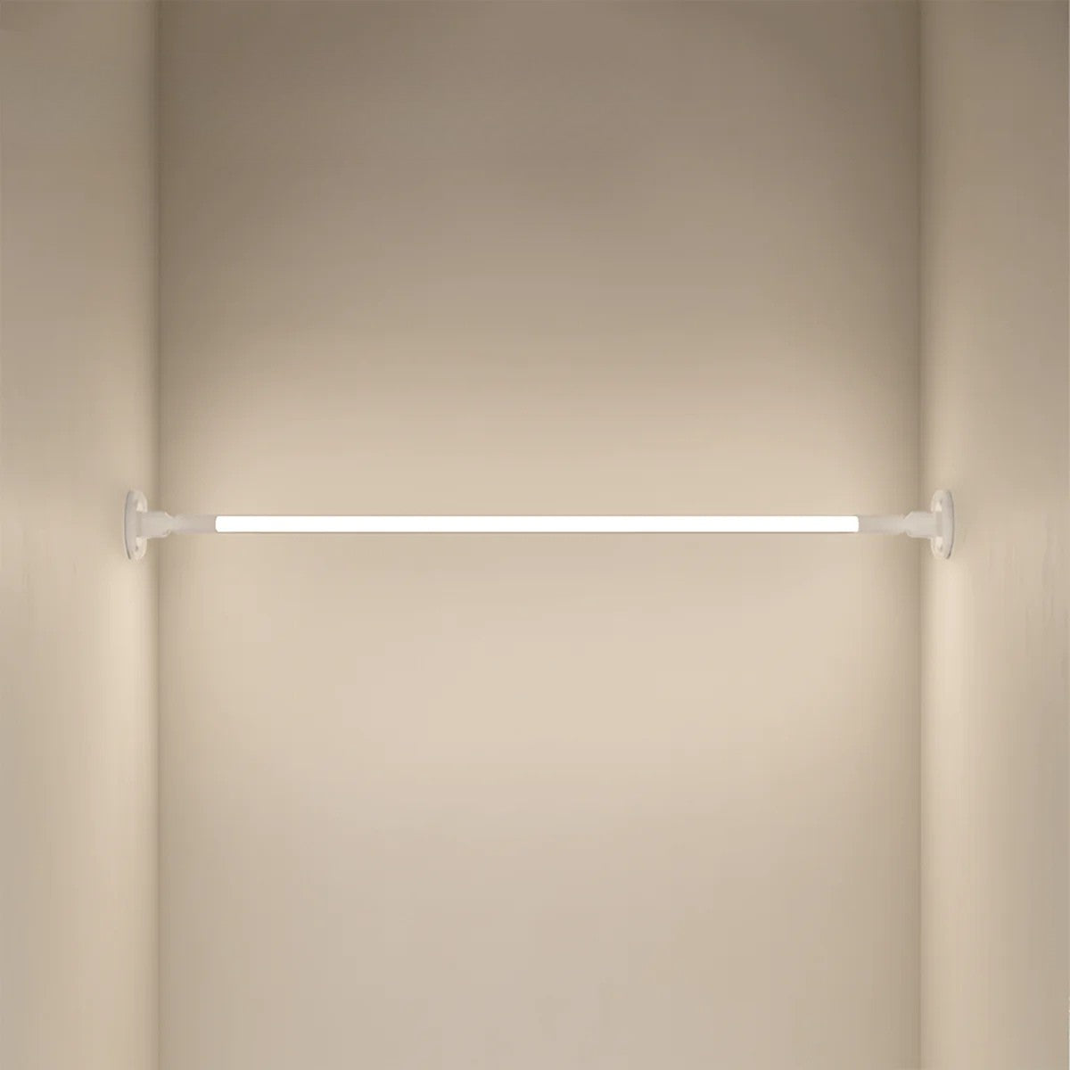 Elvio Wall Lamp