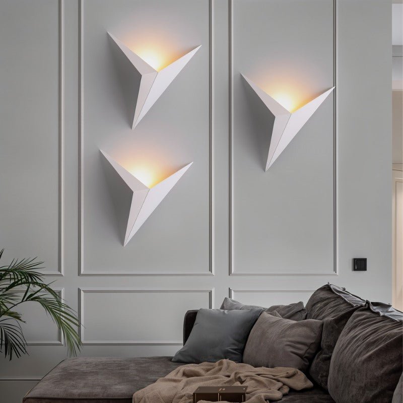 Aina Wall Lamp