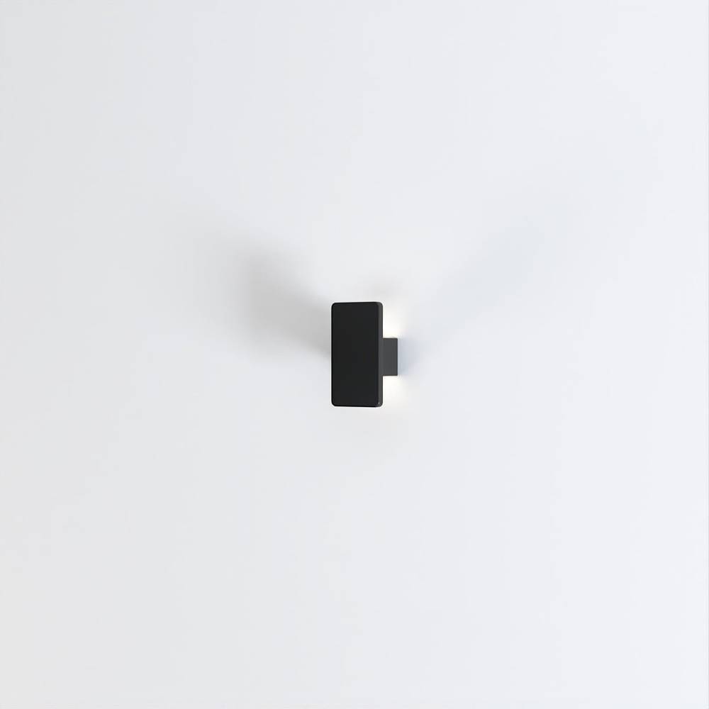 Halen Outdoor Wall Lamp