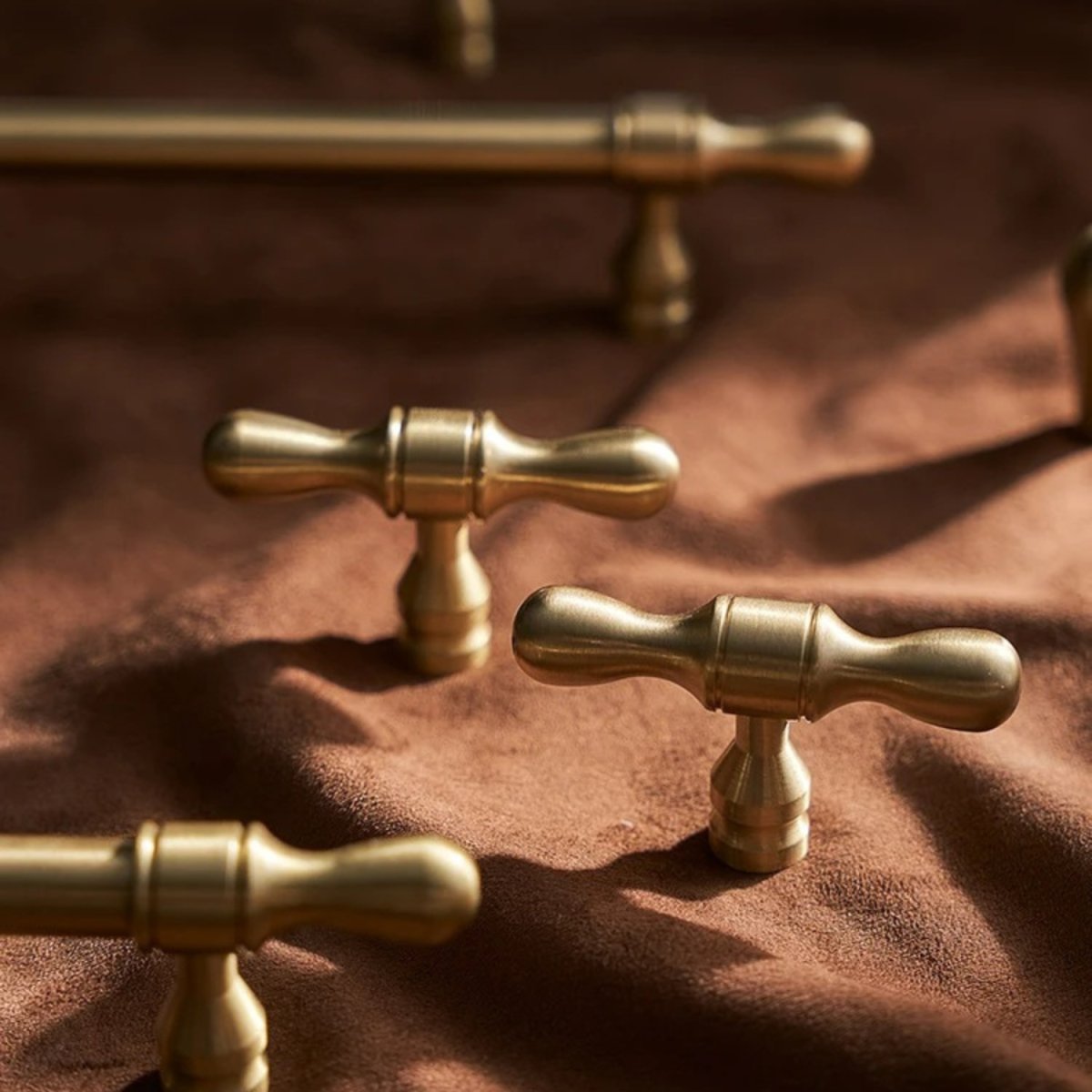 Marix Knob & Pull Bar