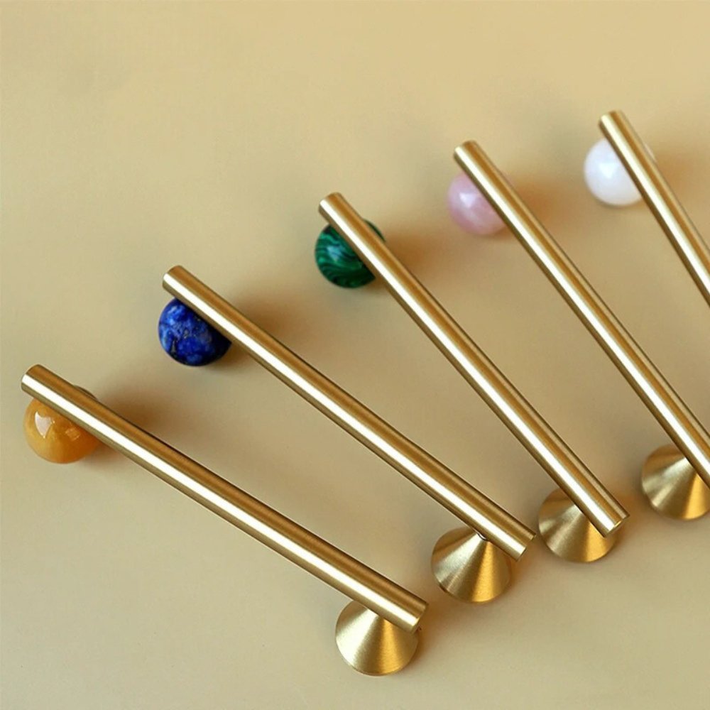 Zyra Crystal Knob & Pull Bar