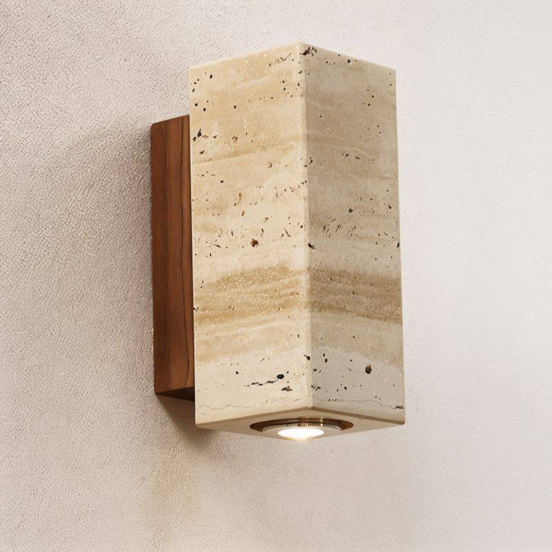 Briva Wall Lamp