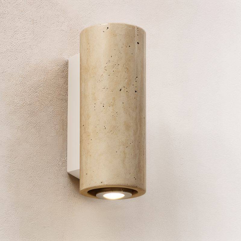 Briva Wall Lamp