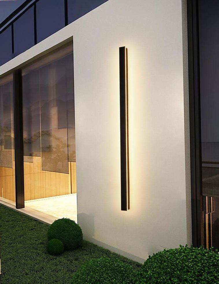 Phael Outdoor Wall Lamp