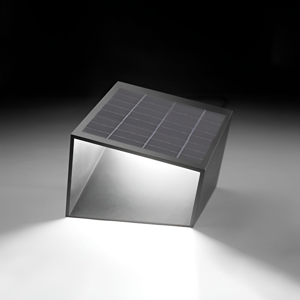 Arovi Solar Landscape Light
