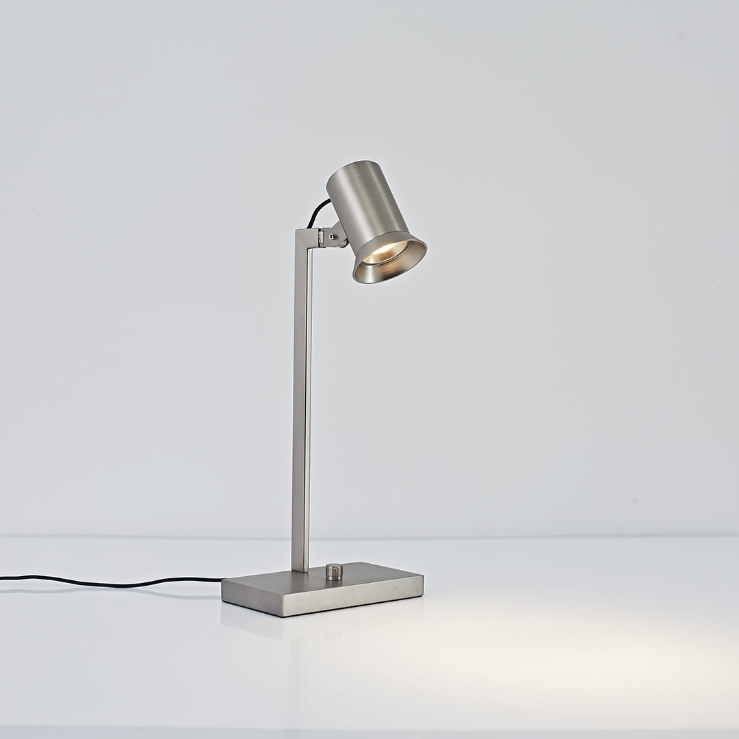 Strato Desk Lamp