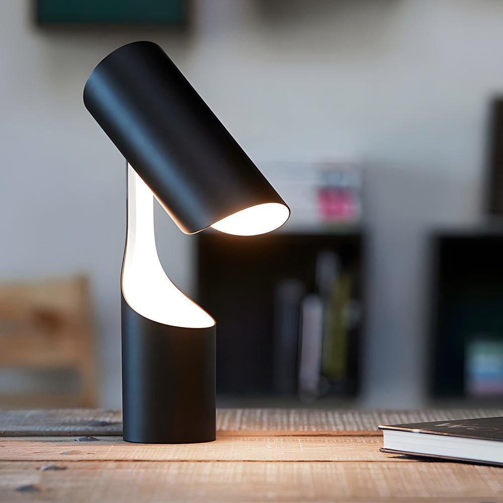 Mora Desk Lamp