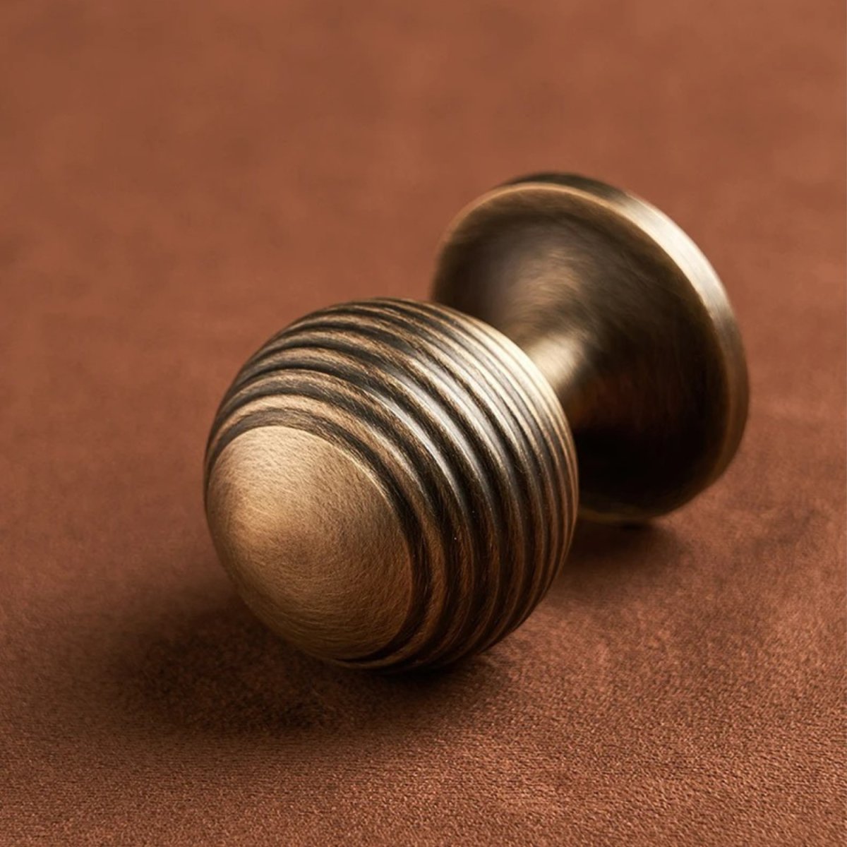 Cavix Knob & Pull Bar