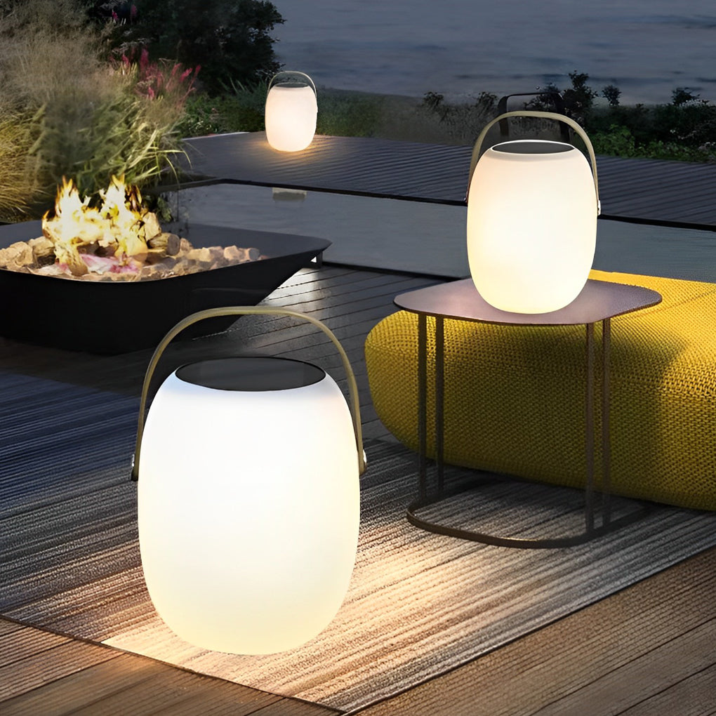 Kesto Outdoor Lantern