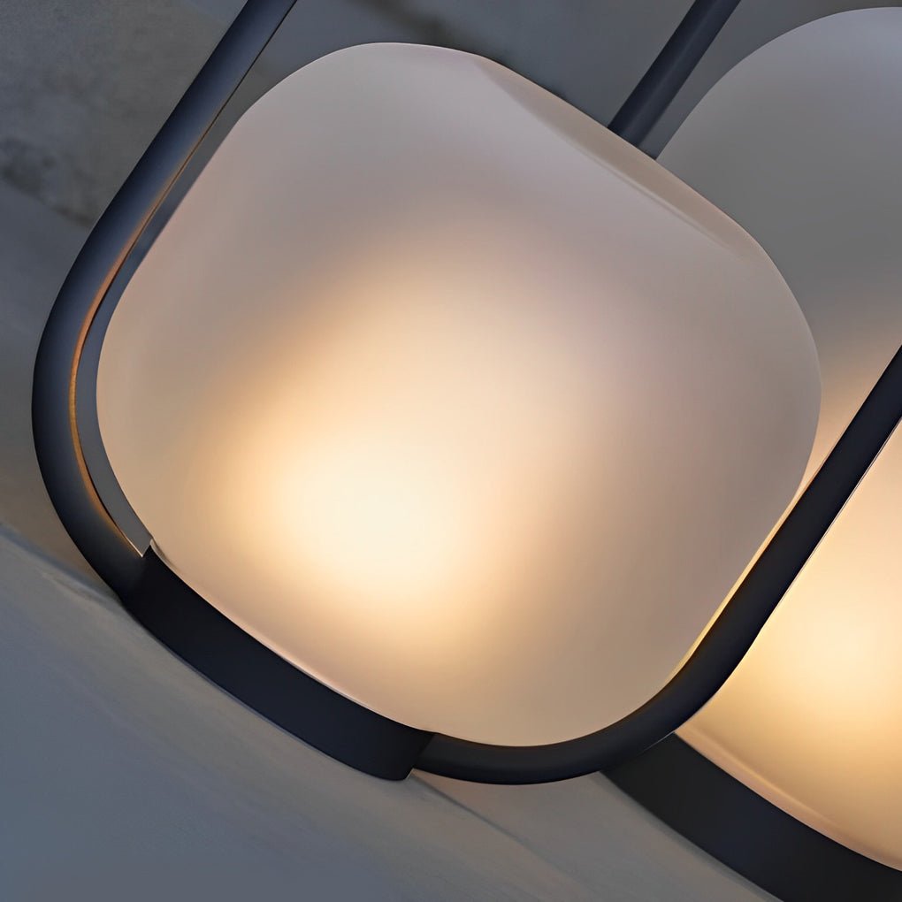 Pavo Portable Outdoor Lantern