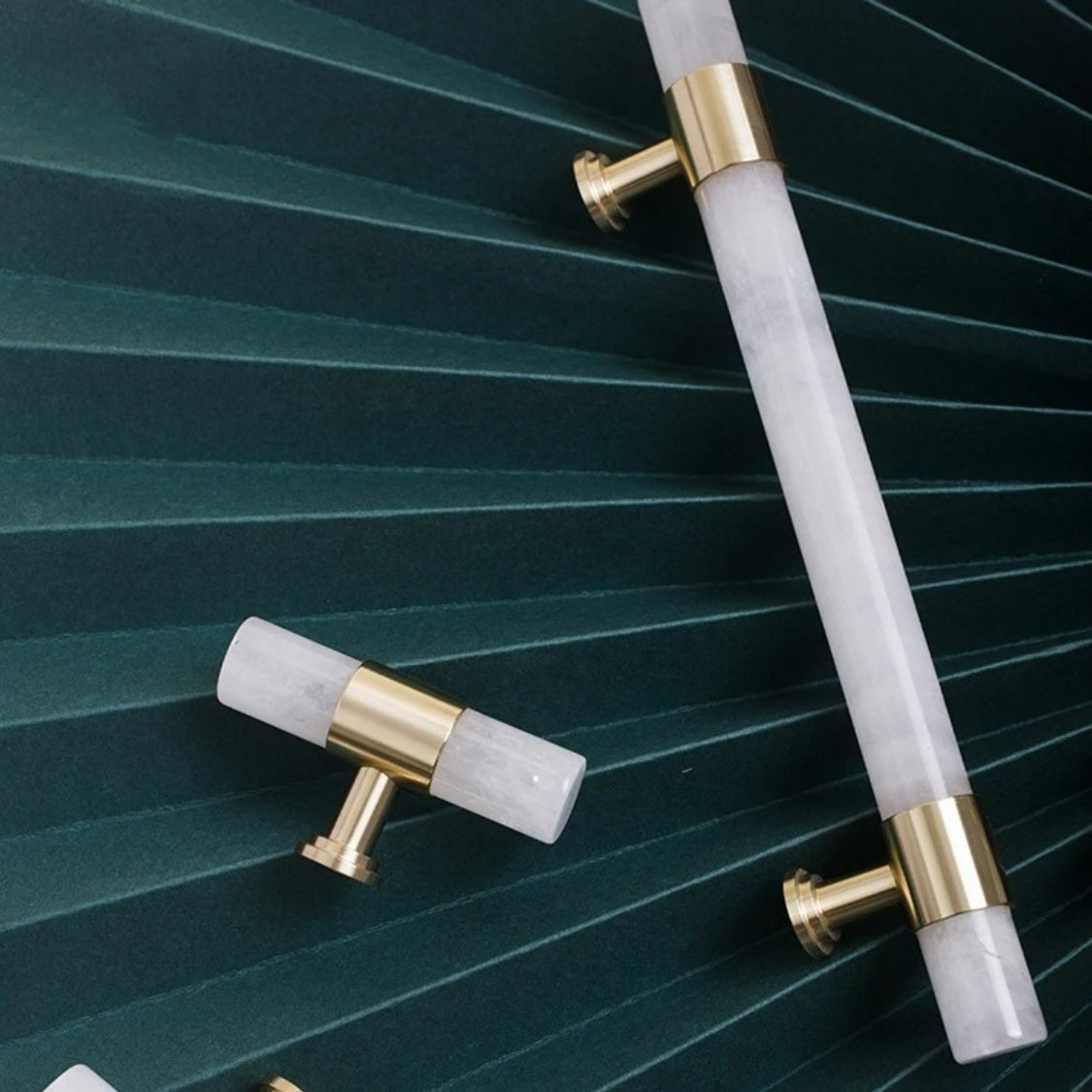 Sovik Knob & Pull Bar