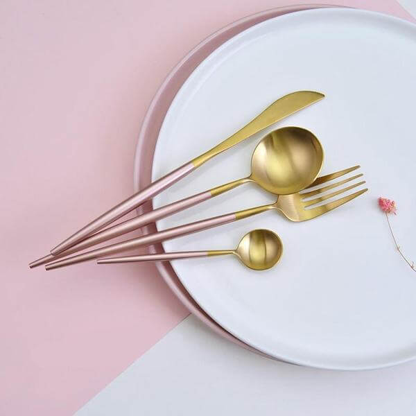 Nivra Minimal Rose Gold Flatware Set