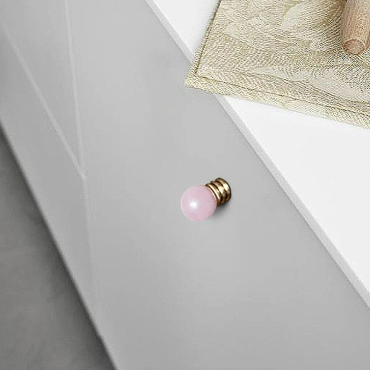 Alia Crystal Knob