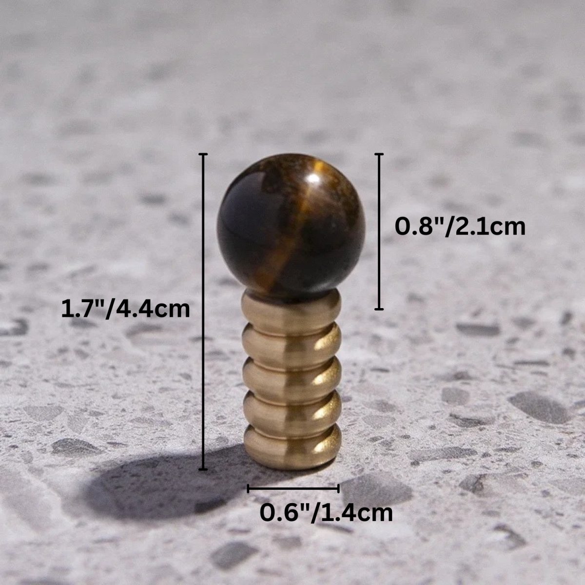 Alia Crystal Knob