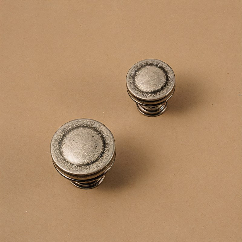 Quorin Knob