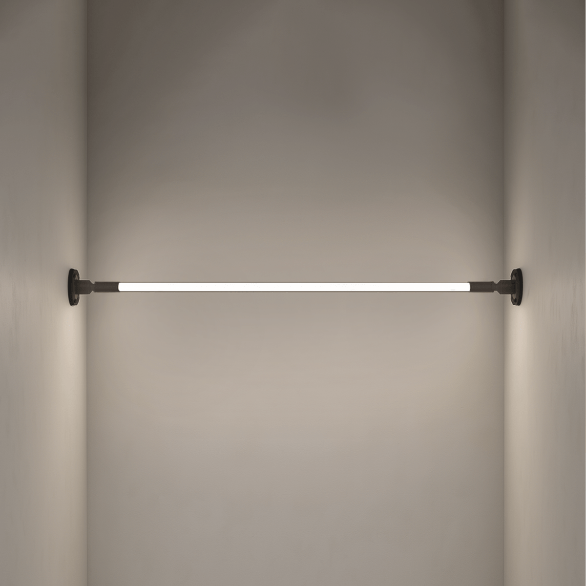 Elvio Wall Lamp