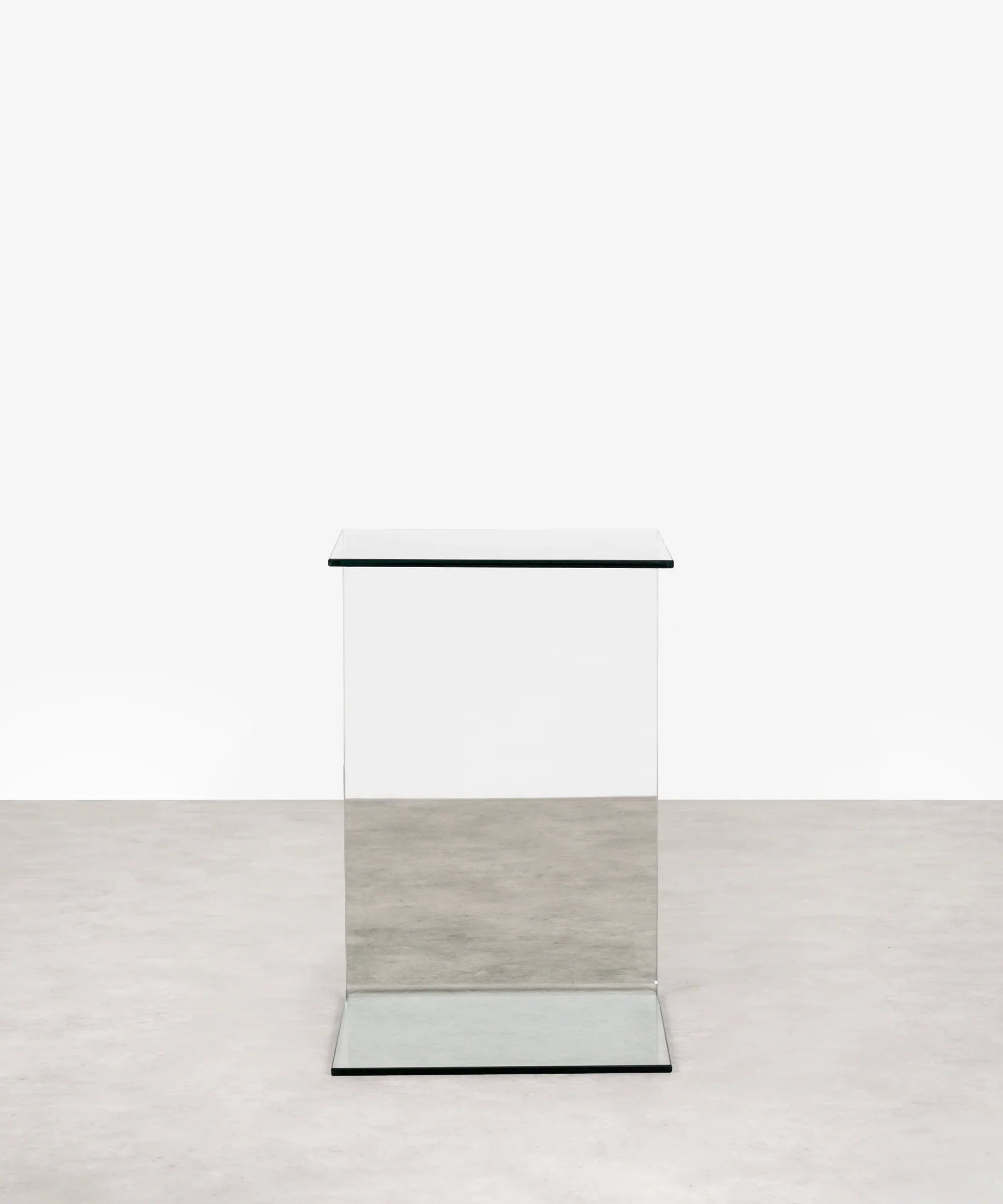 Cerno C-Shaped Acrylic Side Table