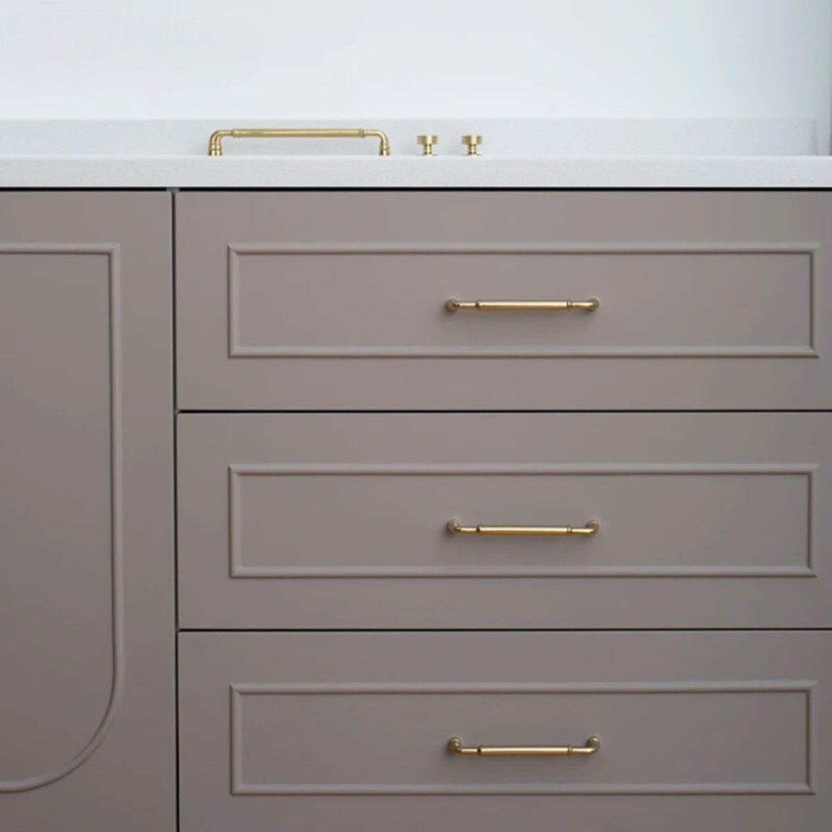 Zerik Knob & Pull Bar