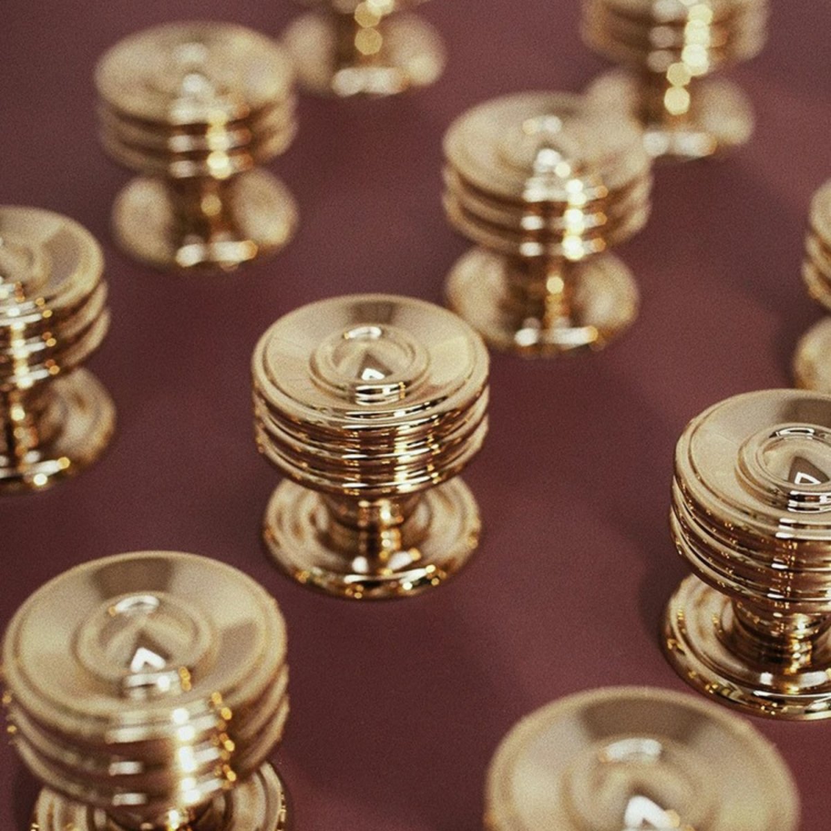 Zerik Knob & Pull Bar