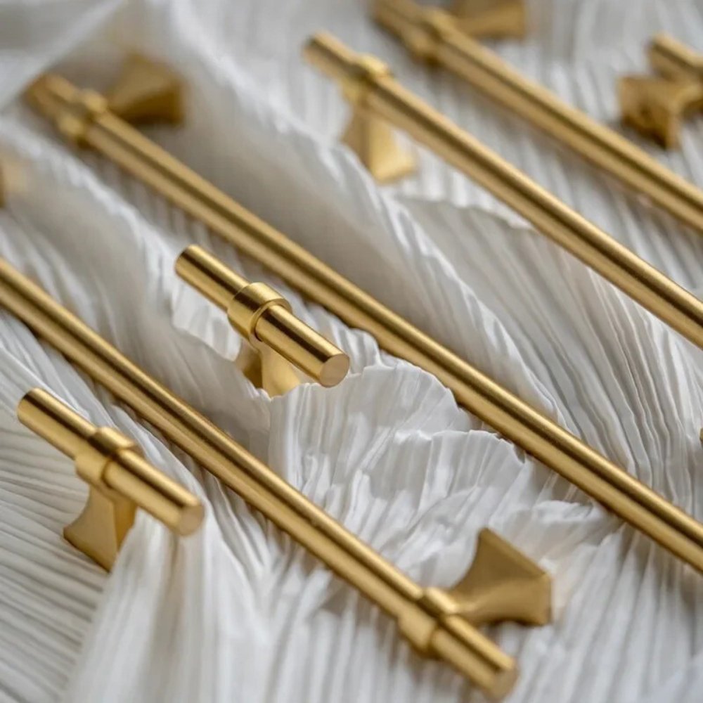 Arel Knob & Pull Bar