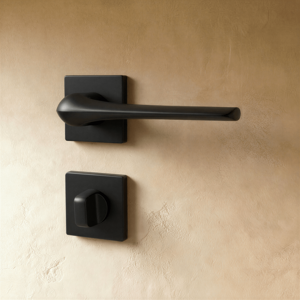 Zevren Handle and Lock