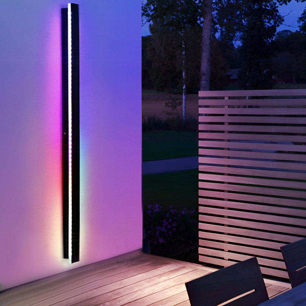 Tavon Outdoor Wall Lamp