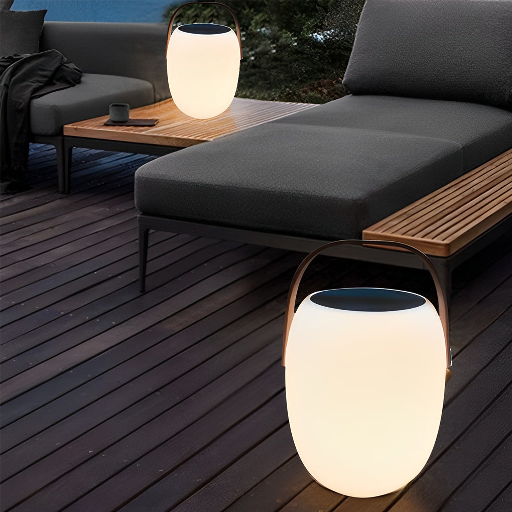 Kesto Outdoor Lantern