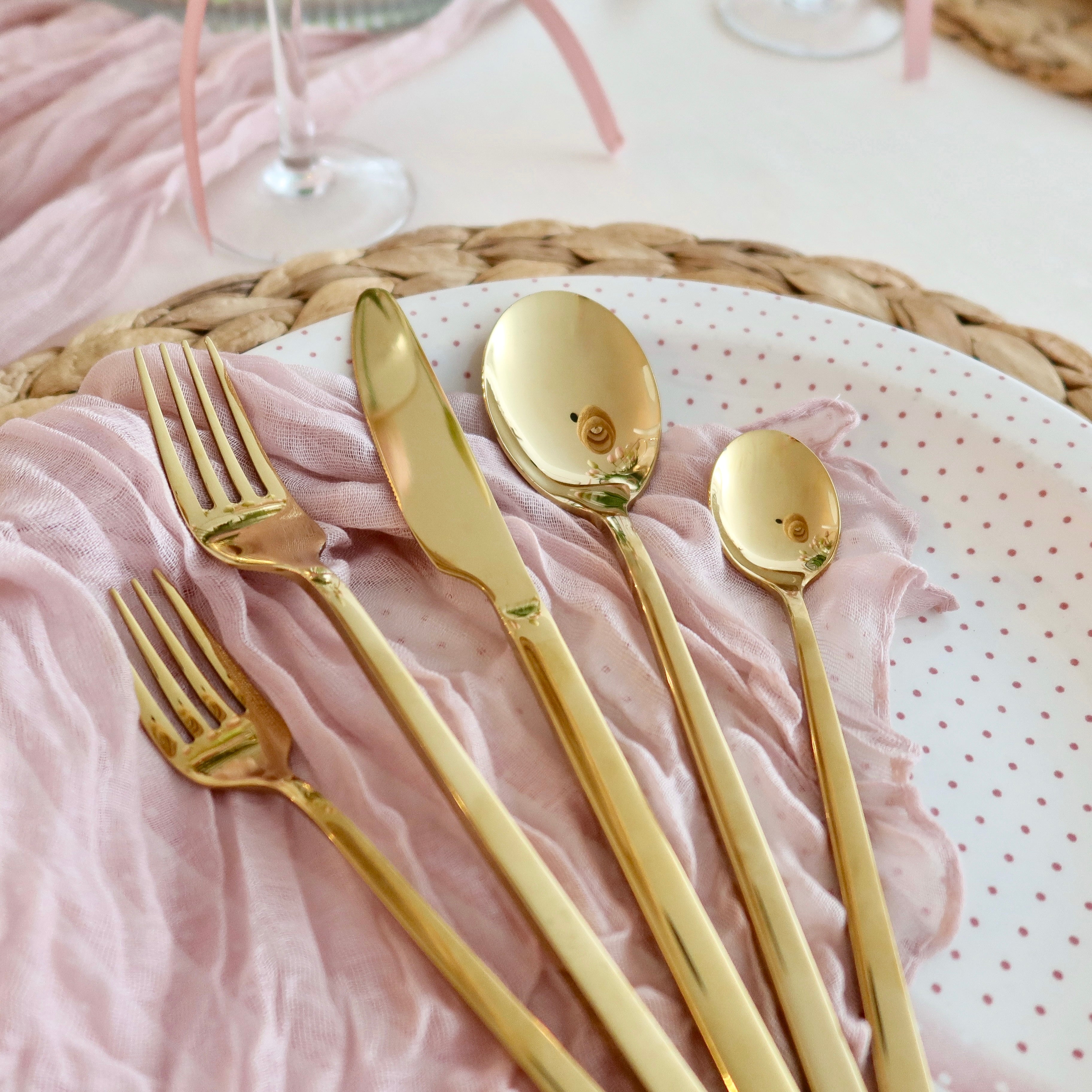 Arya Luxe Flatware Set (30pc)