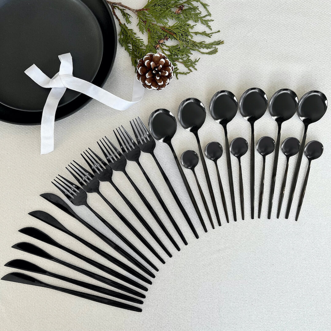 Noirra Matte Black Flatware Set (24pc)