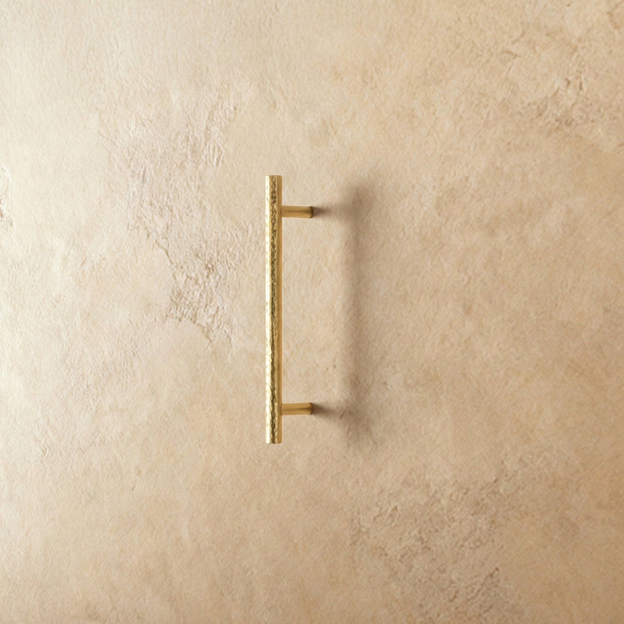 Ovrin Knob & Pull Bar