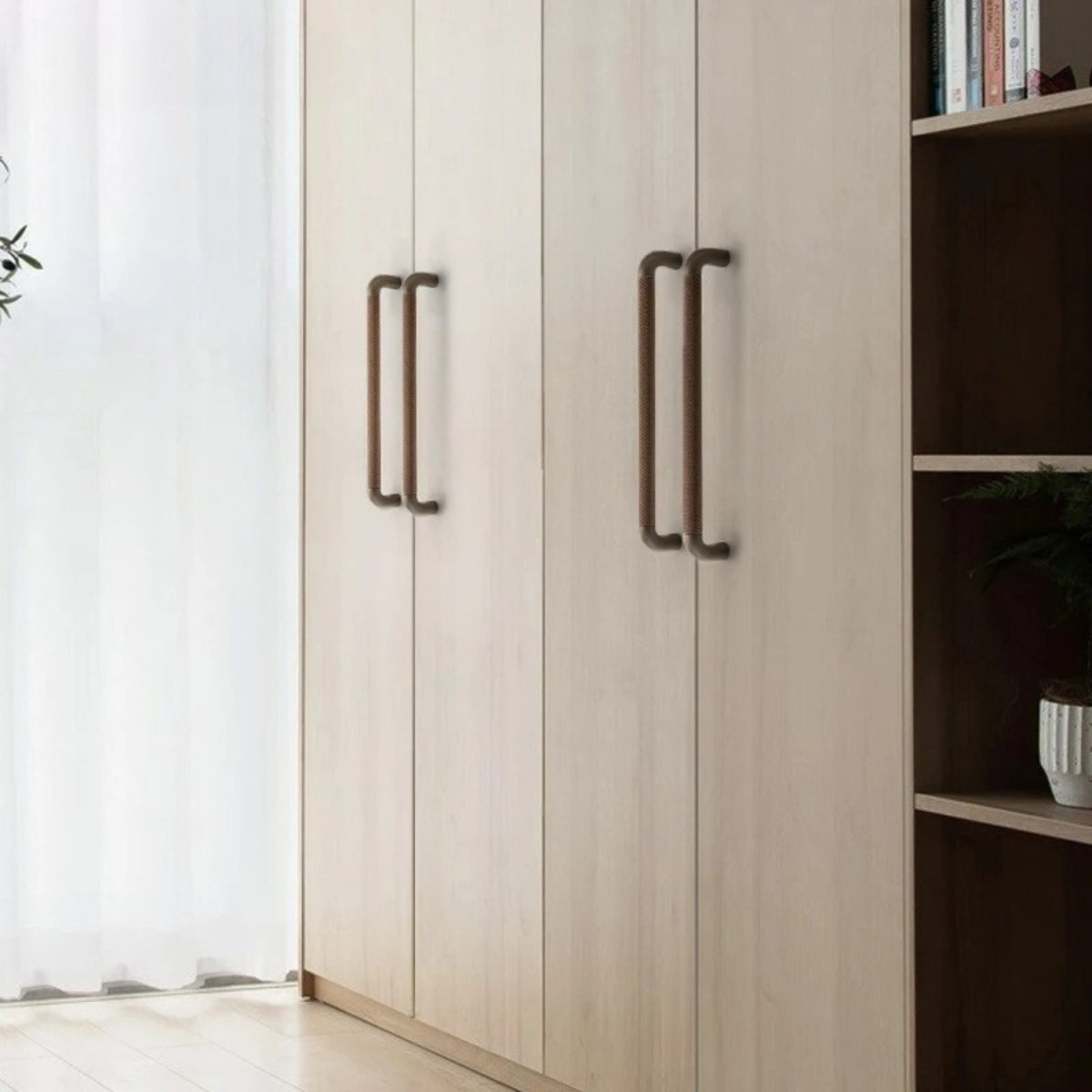 Korin Knob & Pull Bar