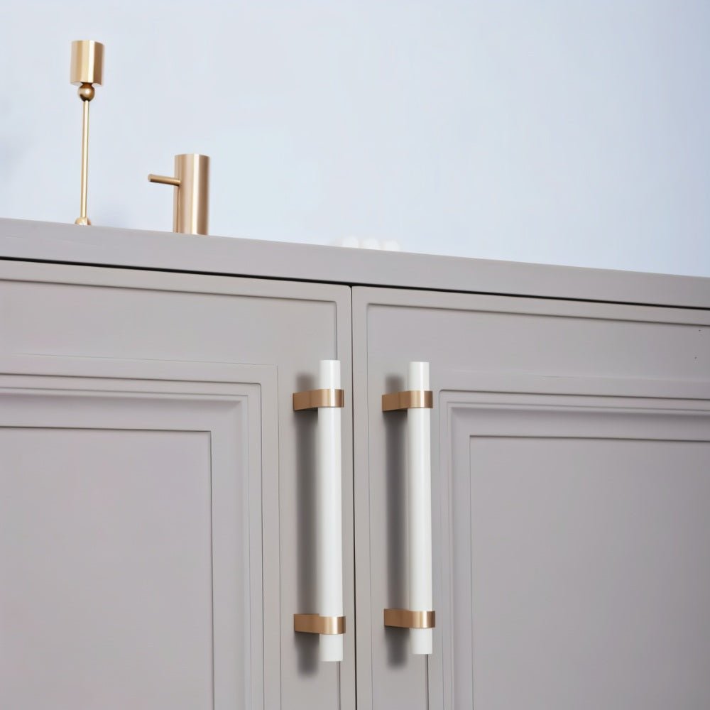 Elmar Knob & Pull Bar