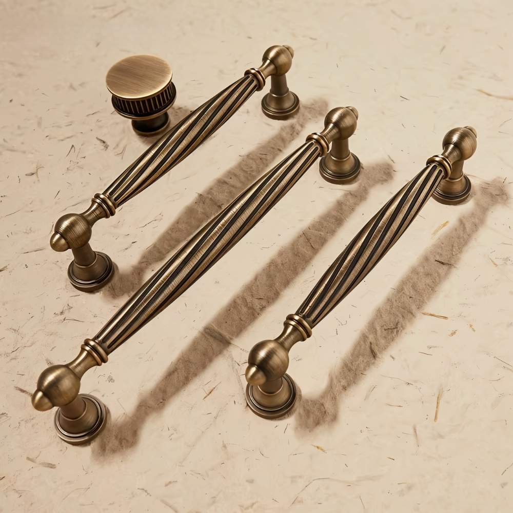 Helrix Knob & Pull Bar
