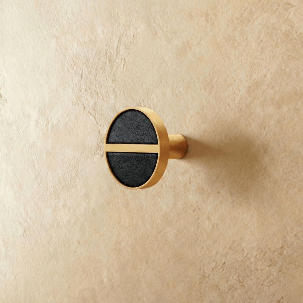 Cyral Knob