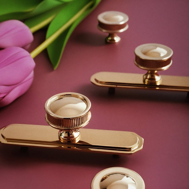 Calven Knob & Pull Bar