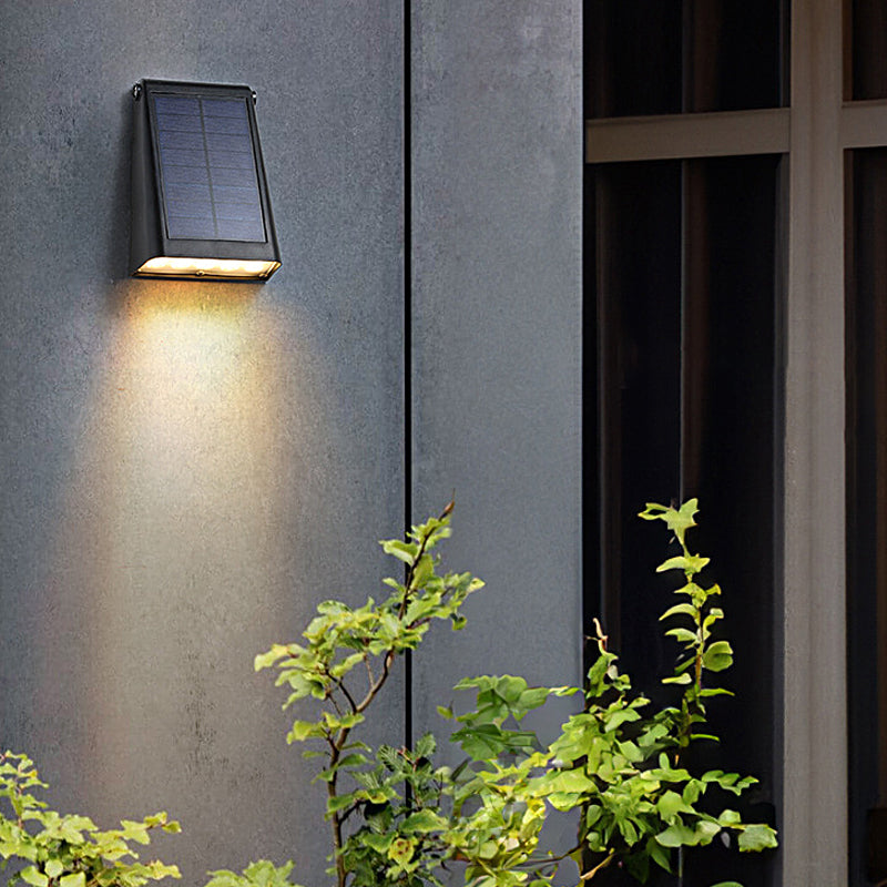 Nerra Outdoor Wall Lamp