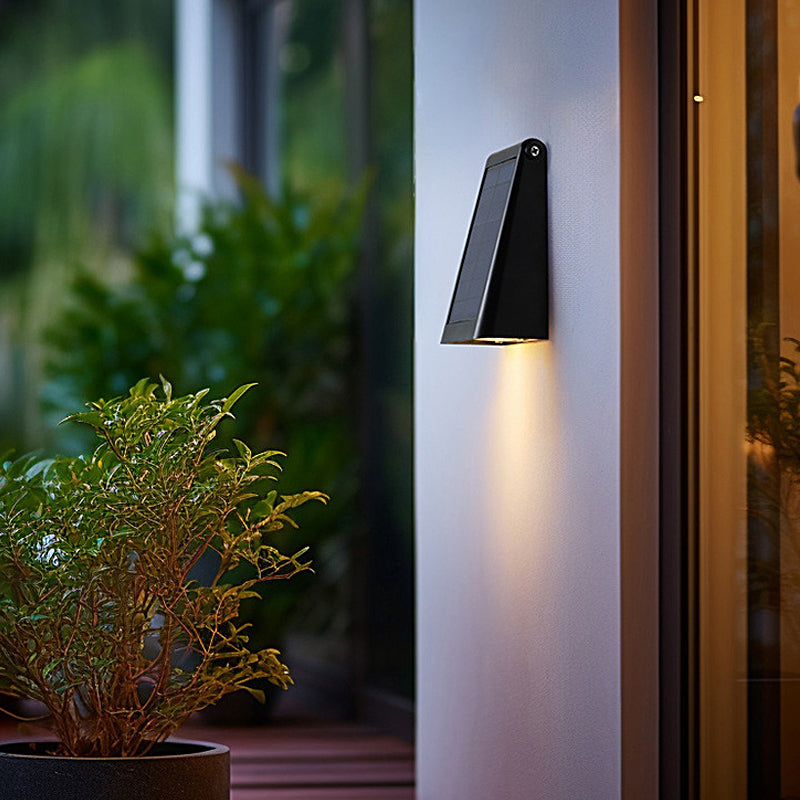 Nerra Outdoor Wall Lamp