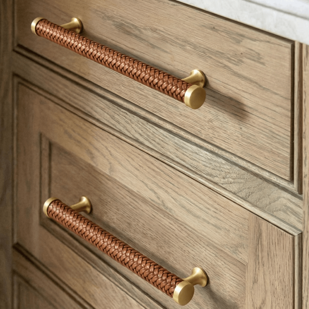 Kavor Knob & Pull Bar