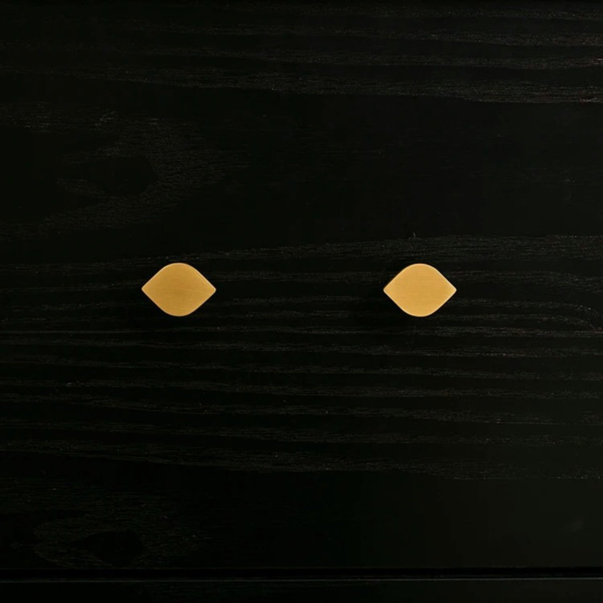 Halix Knob & Pull Bar